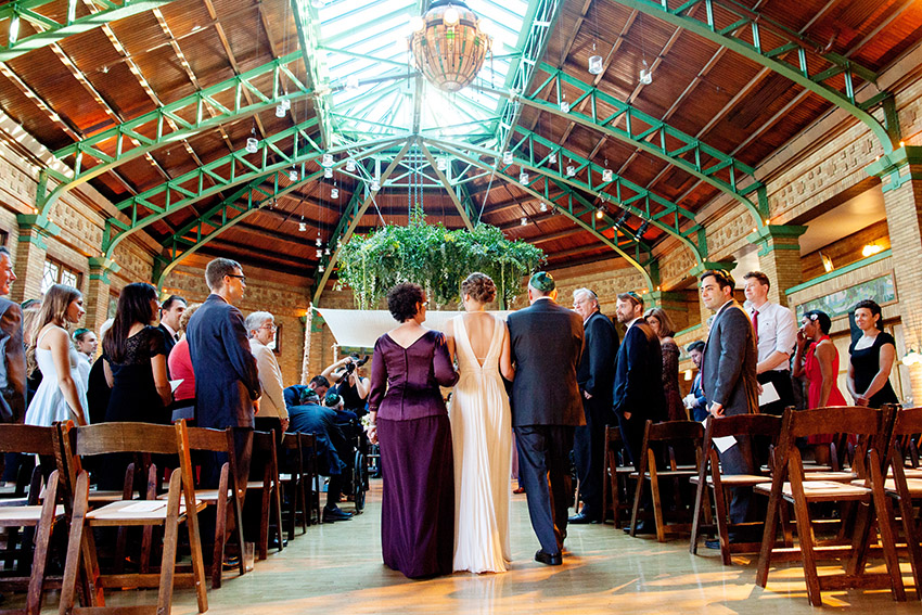photos of a wedding ceremony at cafe brauer